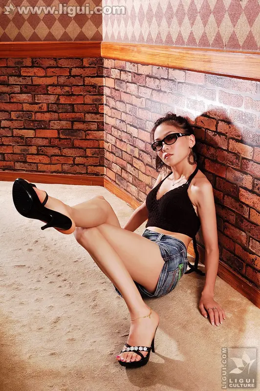 06.15 邦女郎的妖娆高跟 Model 梦璐 - Ligui丽柜